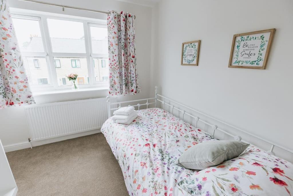 Briars Close - Four Bed Property On The Edge Of The Peak District National Park Μπάξτον Εξωτερικό φωτογραφία